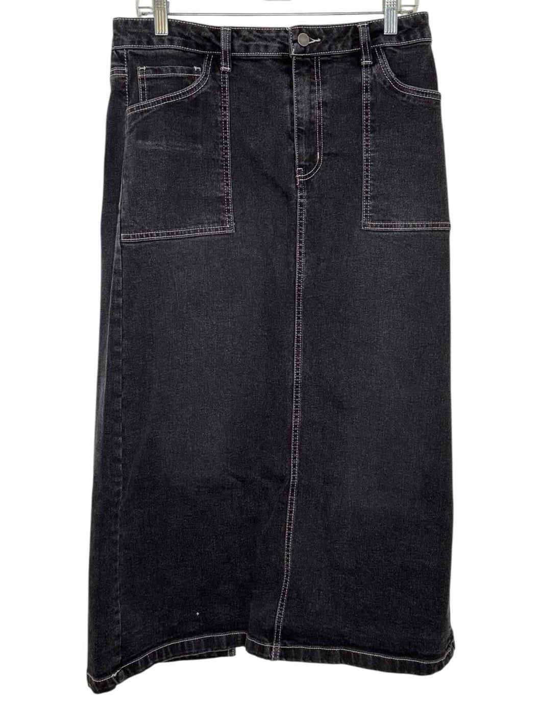 Love Fire Size 13 Black Denim Pre-Owned Skirt- Ladies