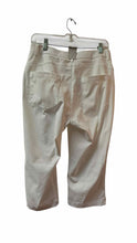 Load image into Gallery viewer, Daily Sports Size 8 White Pre-Owned Pants- Ladies
