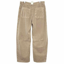 Load image into Gallery viewer, Velvet Size 8 Beige Pre-Owned Pants- Ladies
