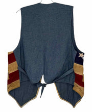 Load image into Gallery viewer, TP Saddle Blanket Size Medium Multi Pre-Owned Vest- Ladies
