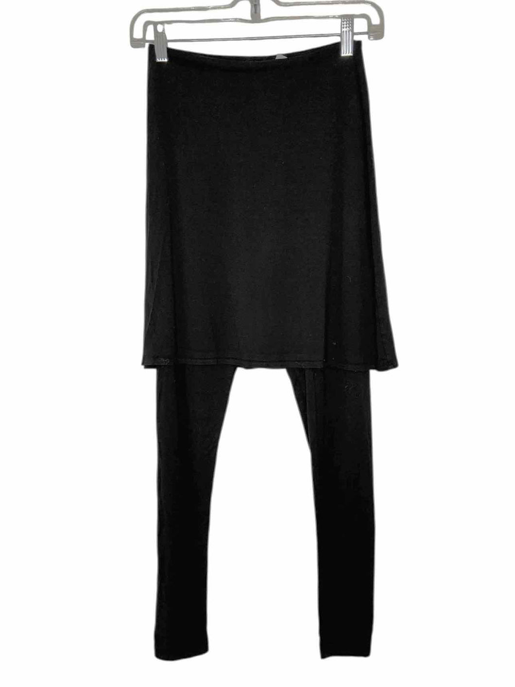 F.H. Clothing Size XS/S Black Pre-Owned Leggings- Ladies