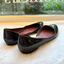 Load image into Gallery viewer, Bottega Veneta Size 38 Chocolate Pre-Owned Flats Shoes- Ladies

