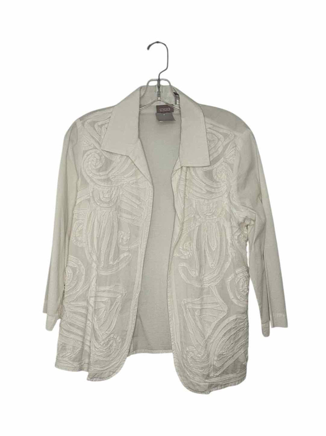 Chicos Size Medium White Pre-Owned Shirt- Ladies