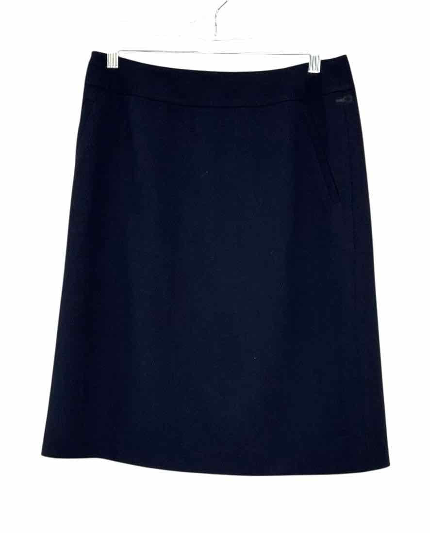 Due per Due Size 4 Navy Pre-Owned Skirt- Ladies
