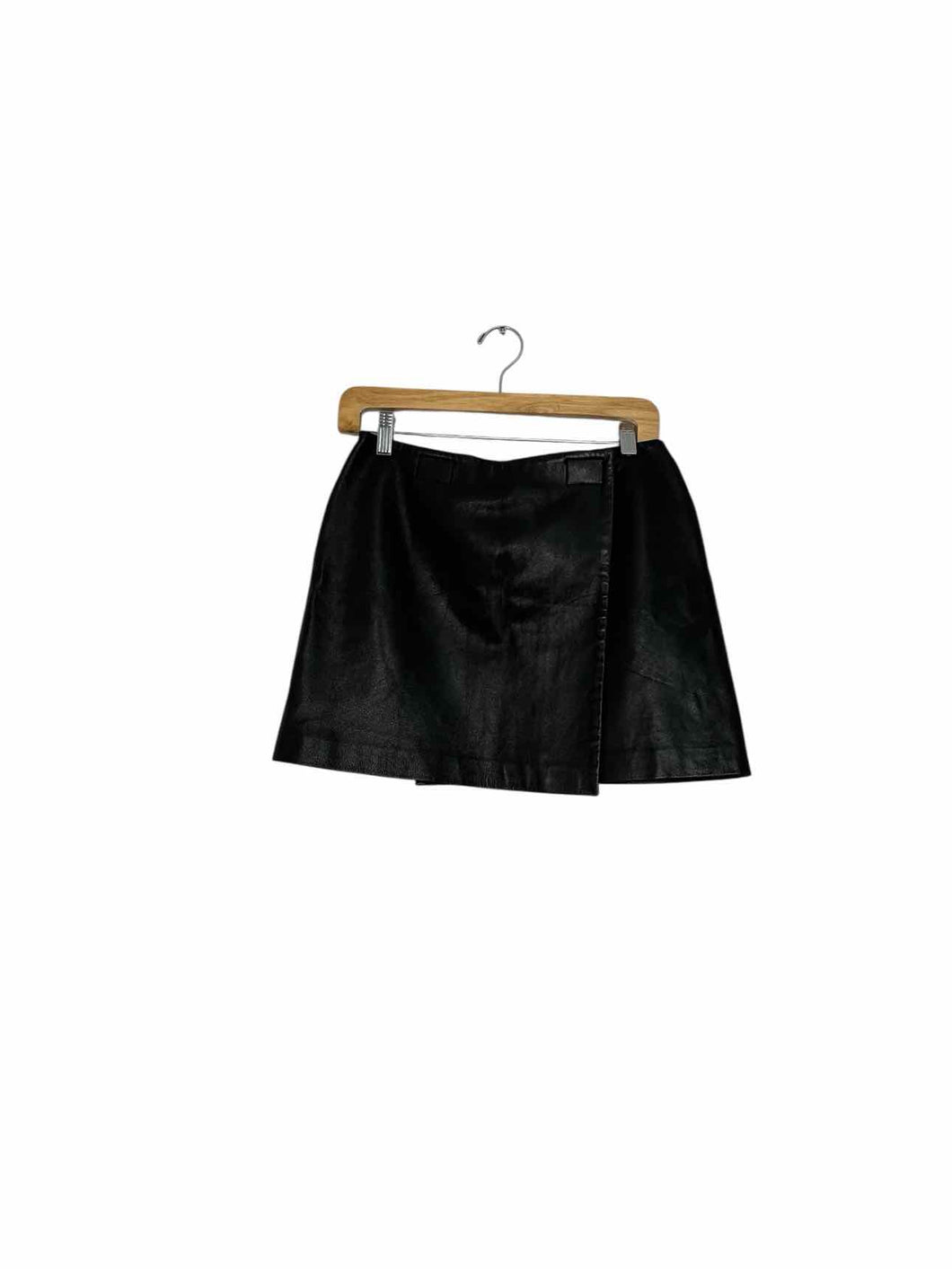 Hugo Buscati Size 6 Black Pre-Owned Skirt- Ladies