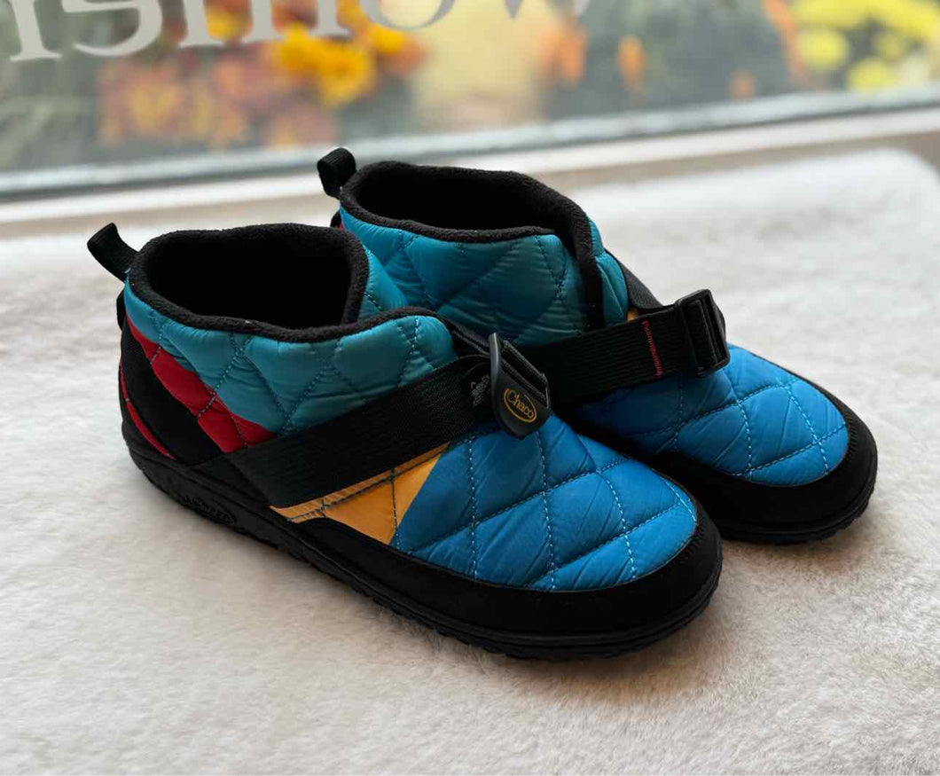 Chaco Size 9 Turquoise Bootie Pre-Owned Shoes- Ladies