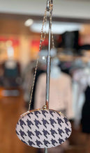 Load image into Gallery viewer, Size Small Multi Pre-Owned Purse- Ladies
