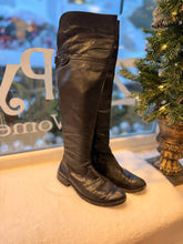 Load image into Gallery viewer, Frye Size 8.5 Black Pre-Owned Boots- Ladies
