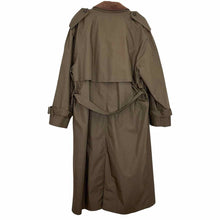 Load image into Gallery viewer, London Fog Size 40 Army Green Pre-Owned Coat- Mens
