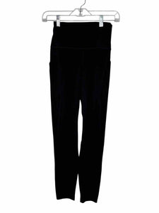 Lululemon Size 4 Black Pre-Owned Leggings- Ladies