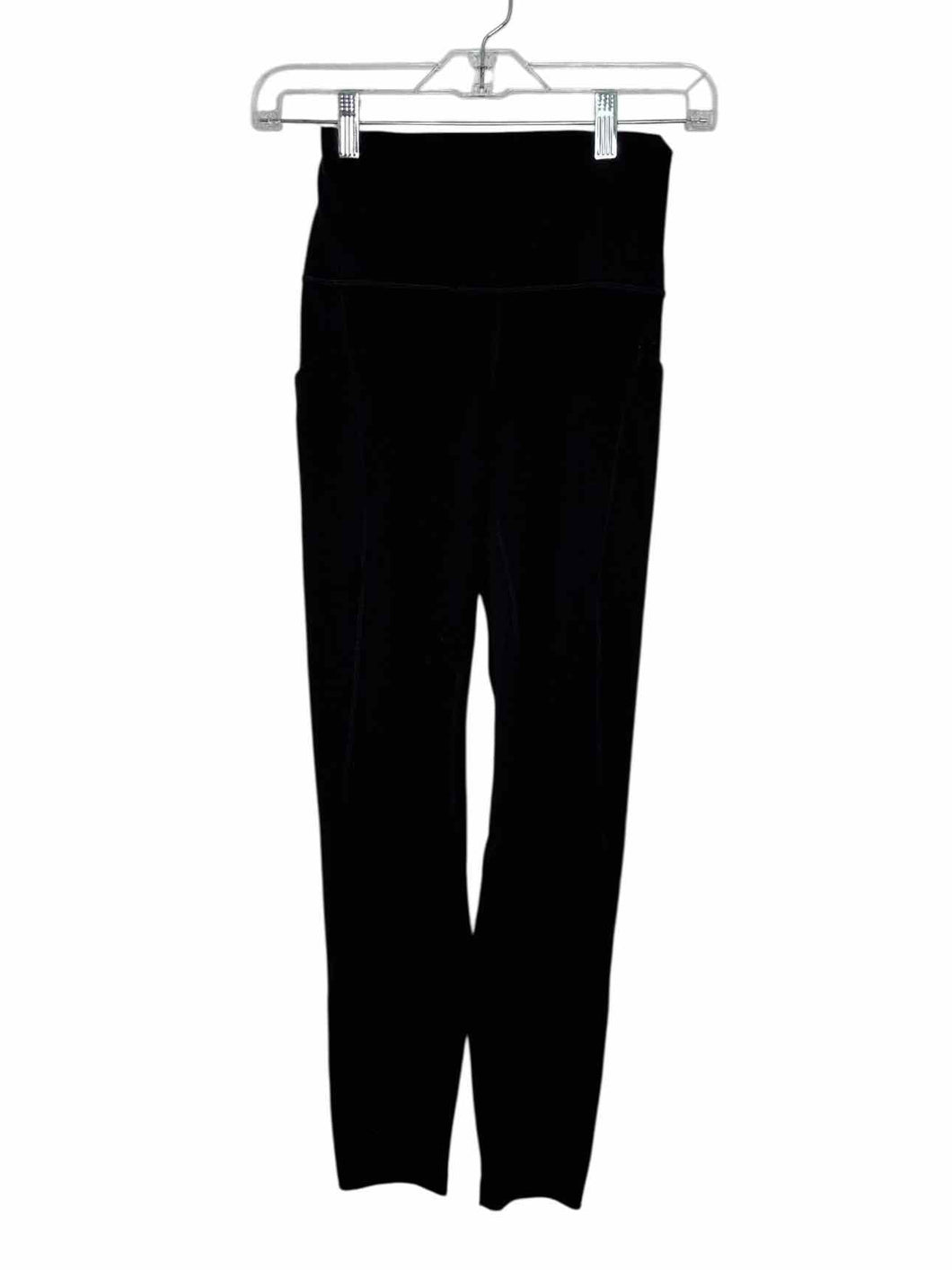 Lululemon Size 4 Black Pre-Owned Leggings- Ladies