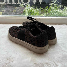 Load image into Gallery viewer, Greats Brooklyn Size 7 Animal Print Sneaker Pre-Owned Shoes- Ladies
