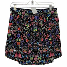 Load image into Gallery viewer, Lululemon Size 10 Black Floral Pre-Owned Skirt- Ladies
