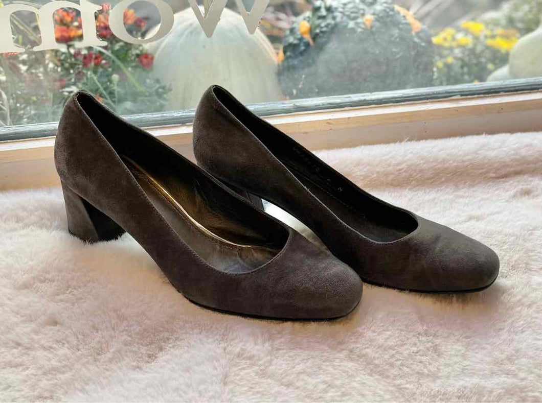 Stuart Weitzman Size 9.5 Grey Heels Pre-Owned Shoes- Ladies