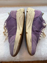 Load image into Gallery viewer, Golden Goose Size 37 Purple Sneaker Pre-Owned Shoes- Ladies
