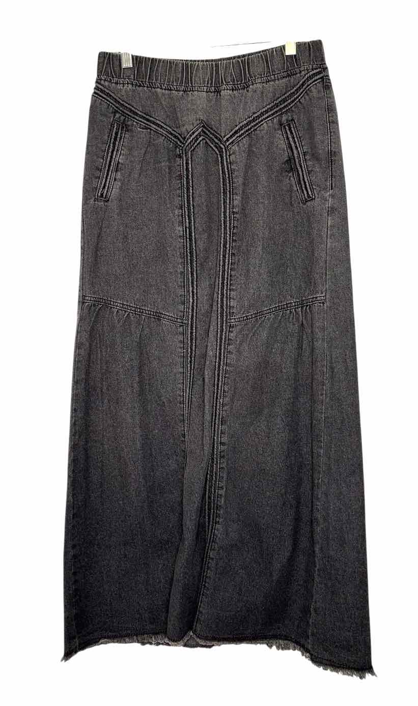 No Brand Label Size Small Charcoal Pre-Owned Skirt- Ladies