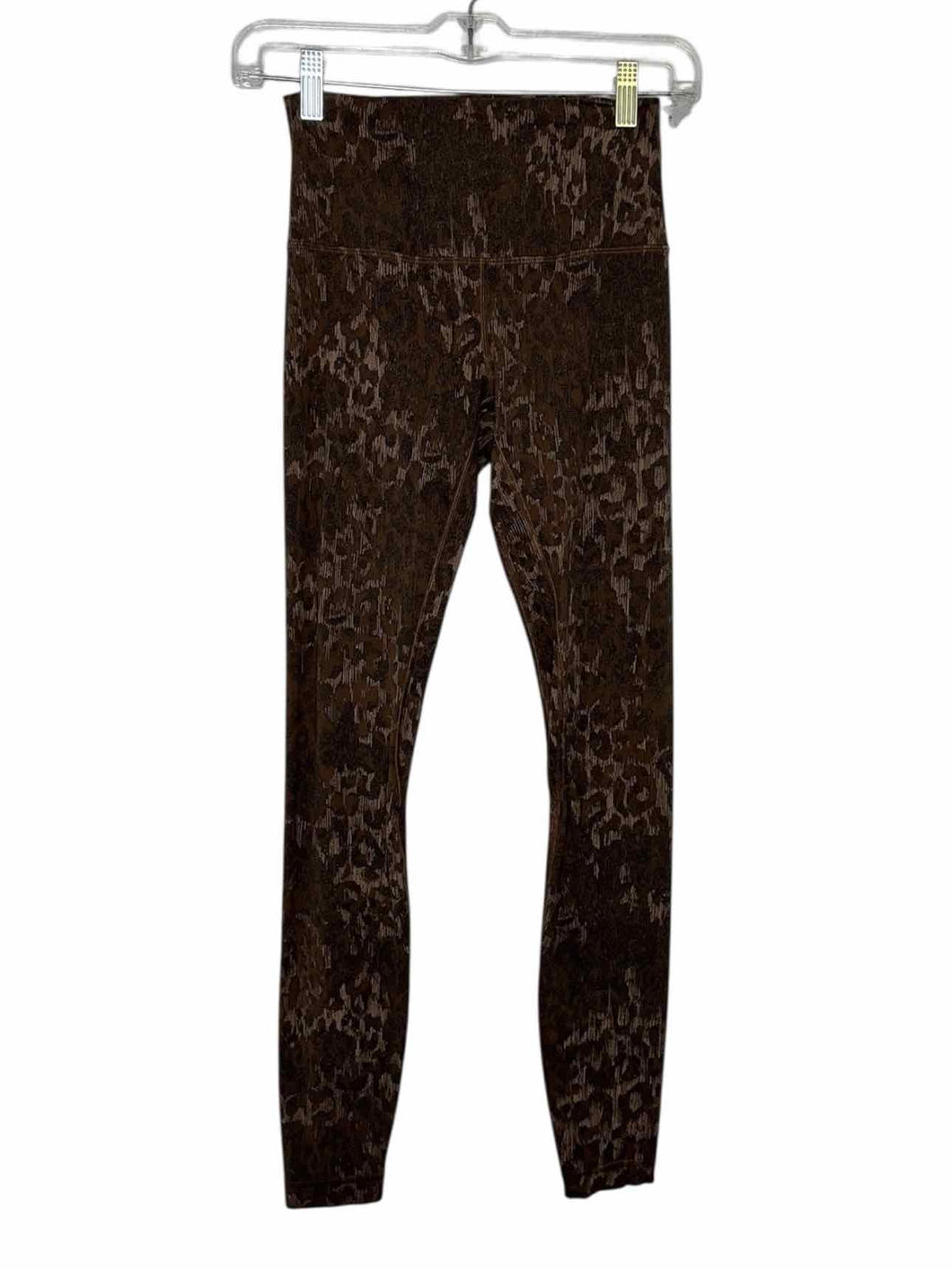 Lululemon Size 4 Animal Print Pre-Owned Leggings- Ladies