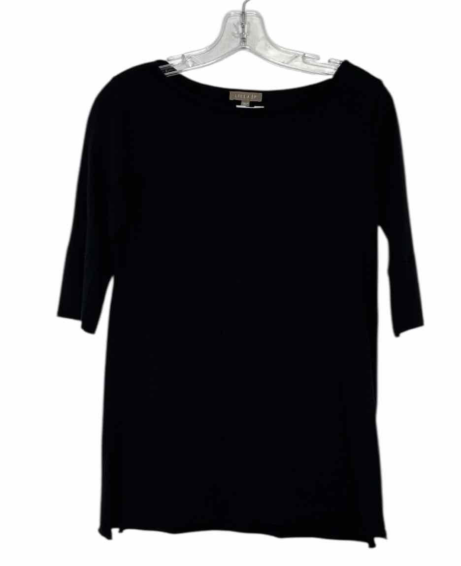Lilla P Size X- Small Black Pre-Owned T-Shirt- Ladies