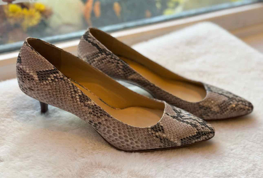 Cole Haan Size 10 Snakeskin Heels Pre-Owned Shoes- Ladies