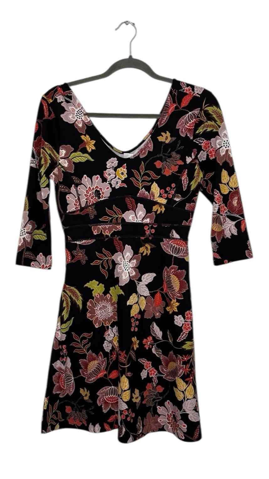 Title Nine Size X- Small Black Print Pre-Owned Dress- Ladies
