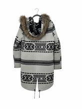 Load image into Gallery viewer, BB Dakota Size L Cream Print Pre-Owned Coat- Ladies
