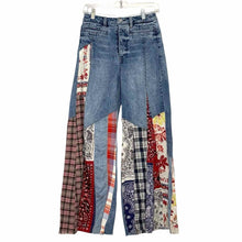 Load image into Gallery viewer, Free People Size 26 Denim Pre-Owned Jeans- Ladies

