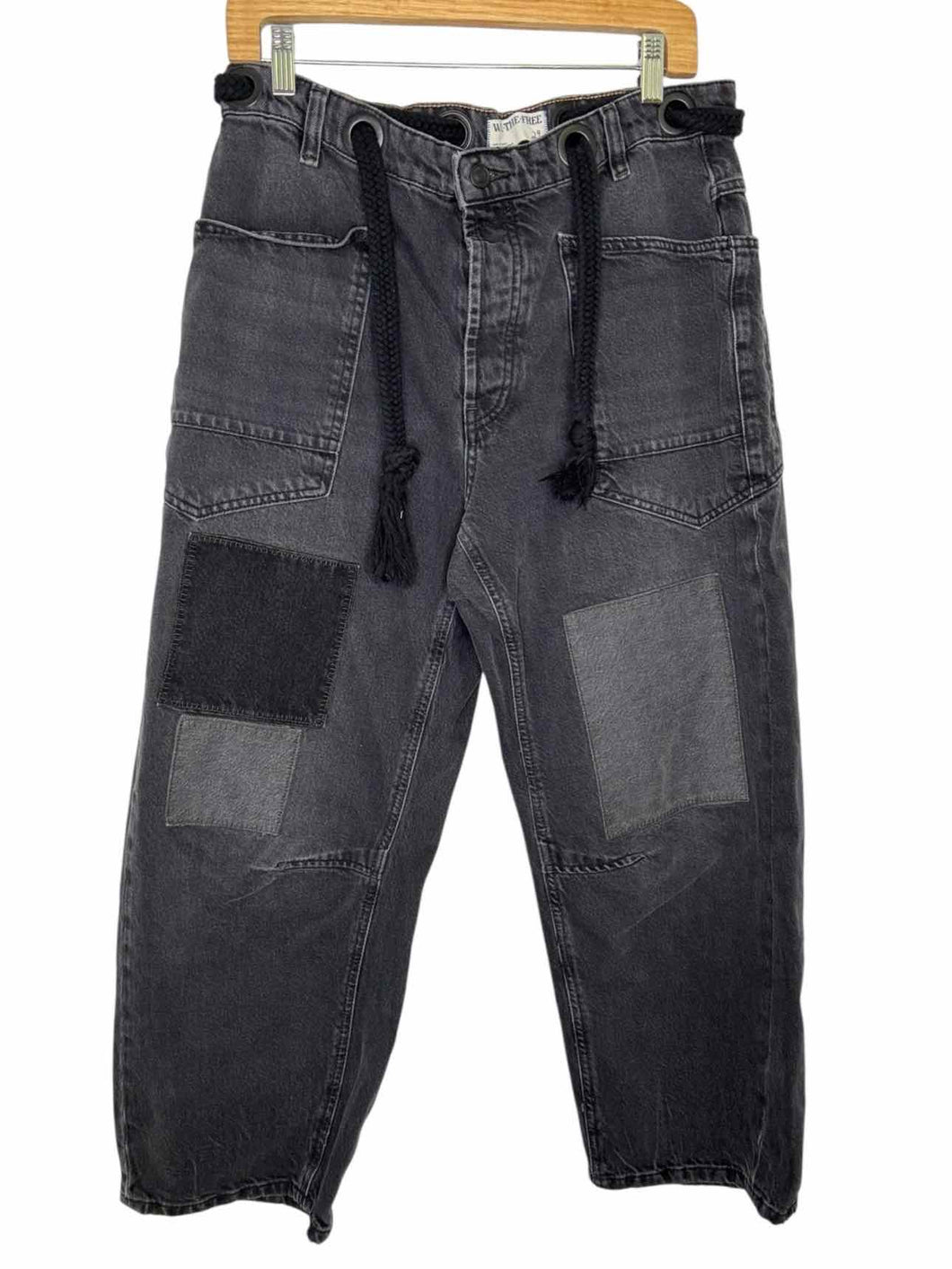 Free People Size 29 Black Denim Pre-Owned Jeans- Ladies
