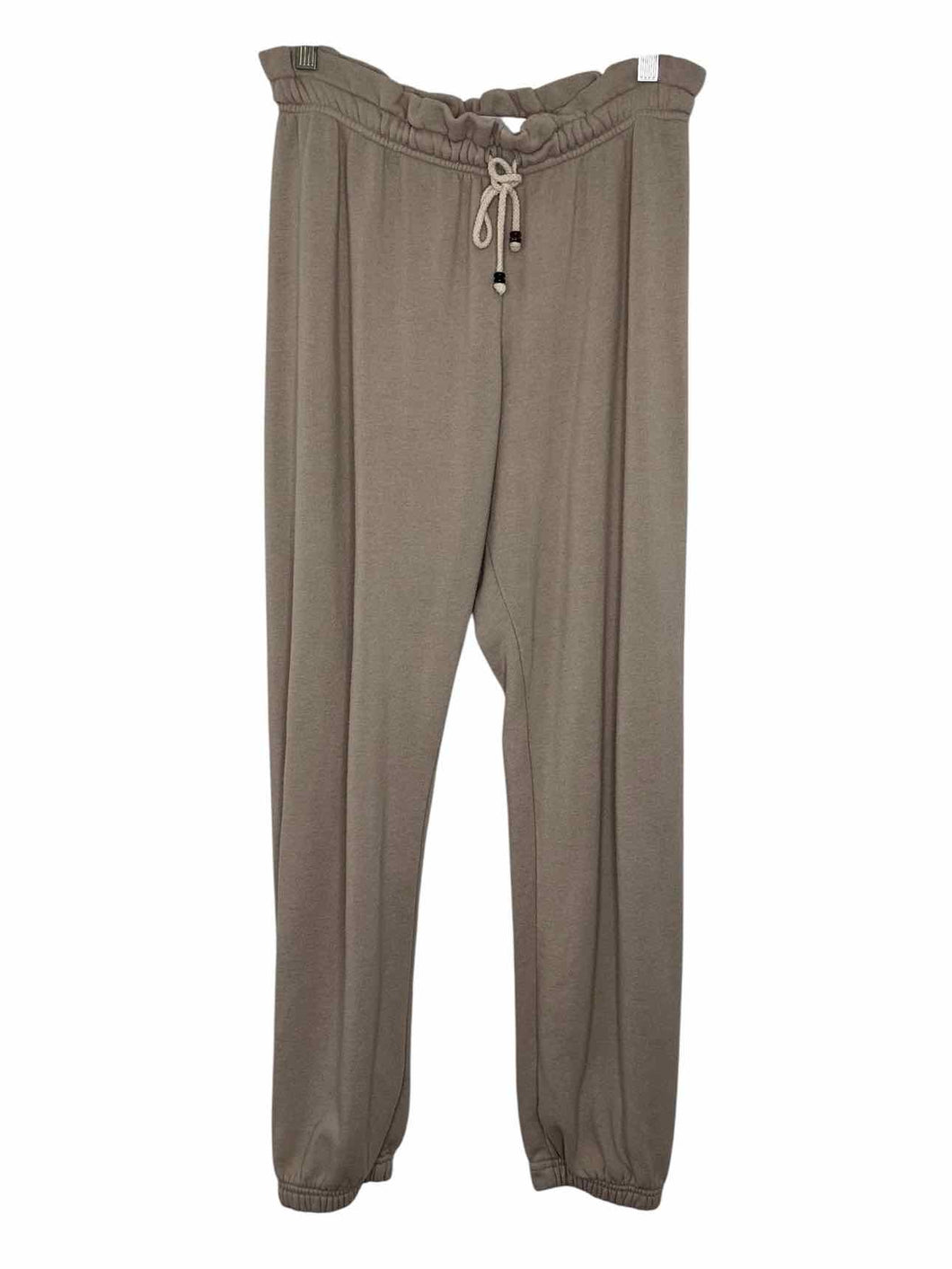 Size Medium Beige Pre-Owned Pants- Ladies