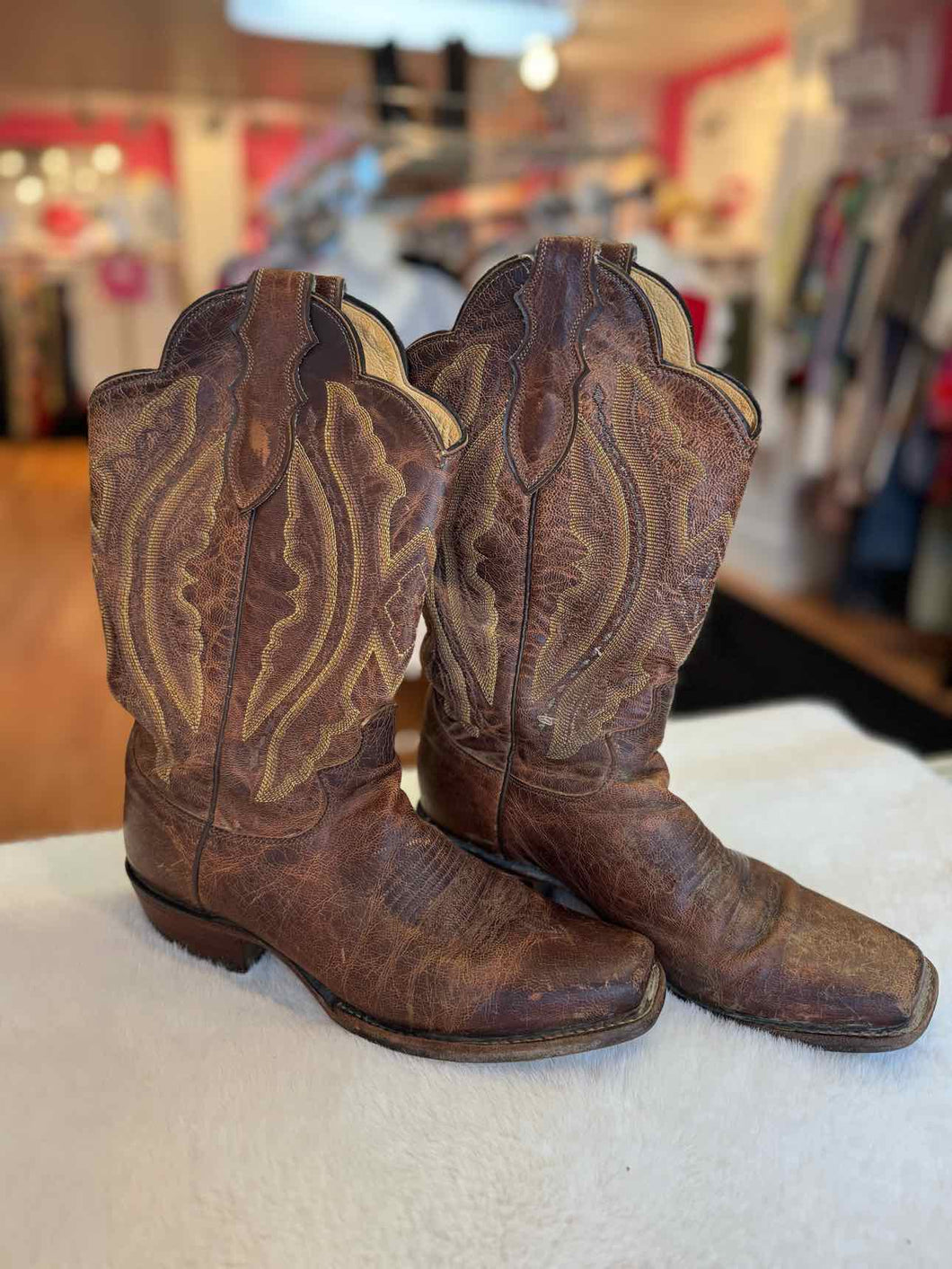 Justin Size 6.5 Brown Pre-Owned Boots- Ladies