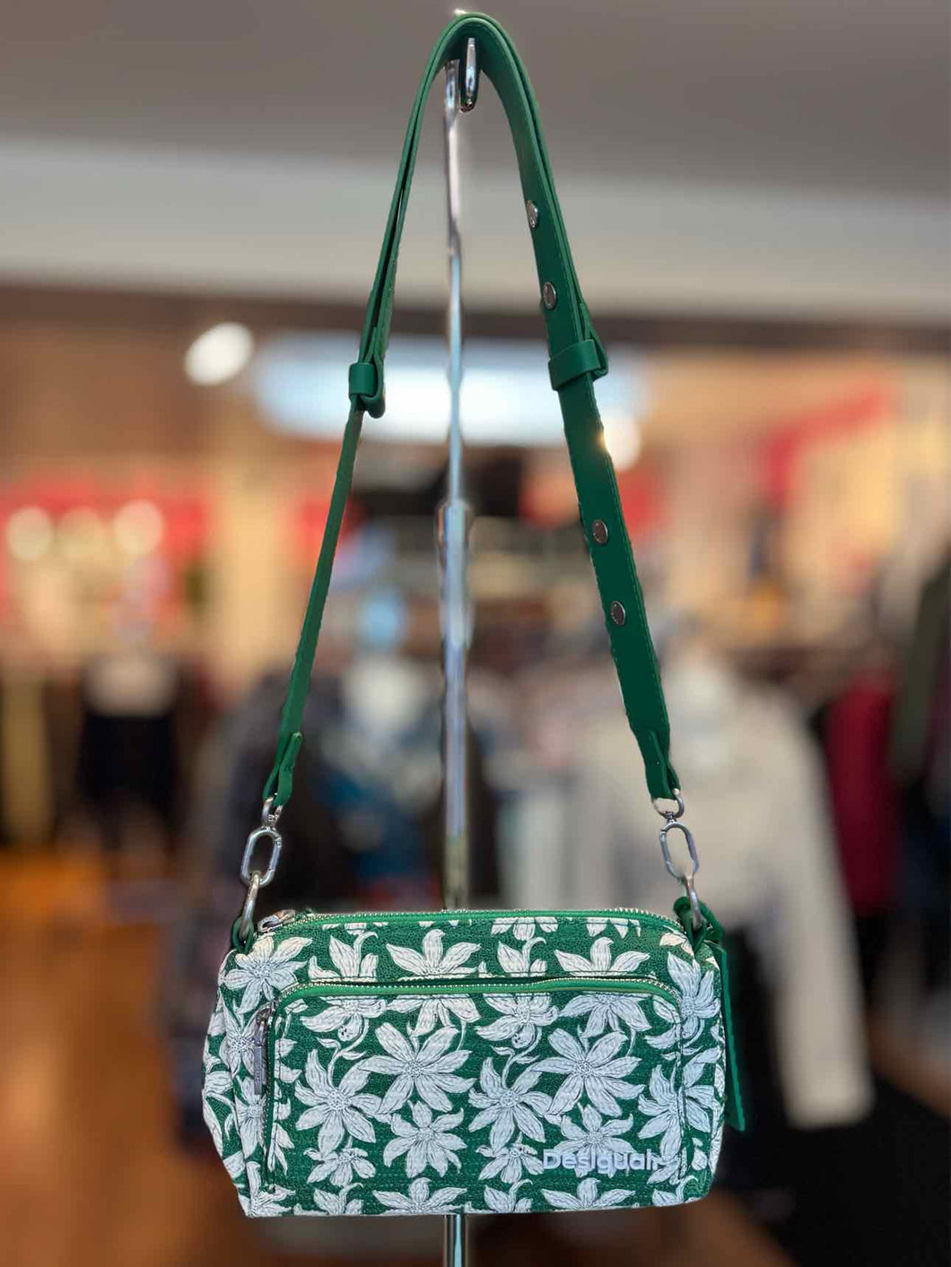 Desigual Size Small Green Print Pre-Owned Purse- Ladies