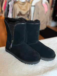 Ugg Size 7 Black Footwear- NWOB Boots- Ladies