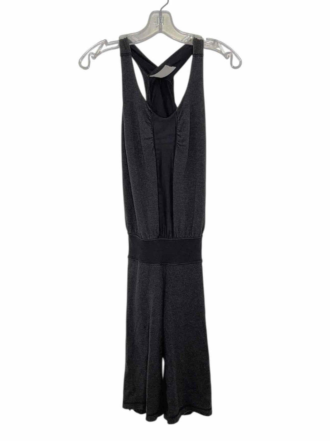 Lululemon Size 4 Grey Pre-Owned Romper- Ladies