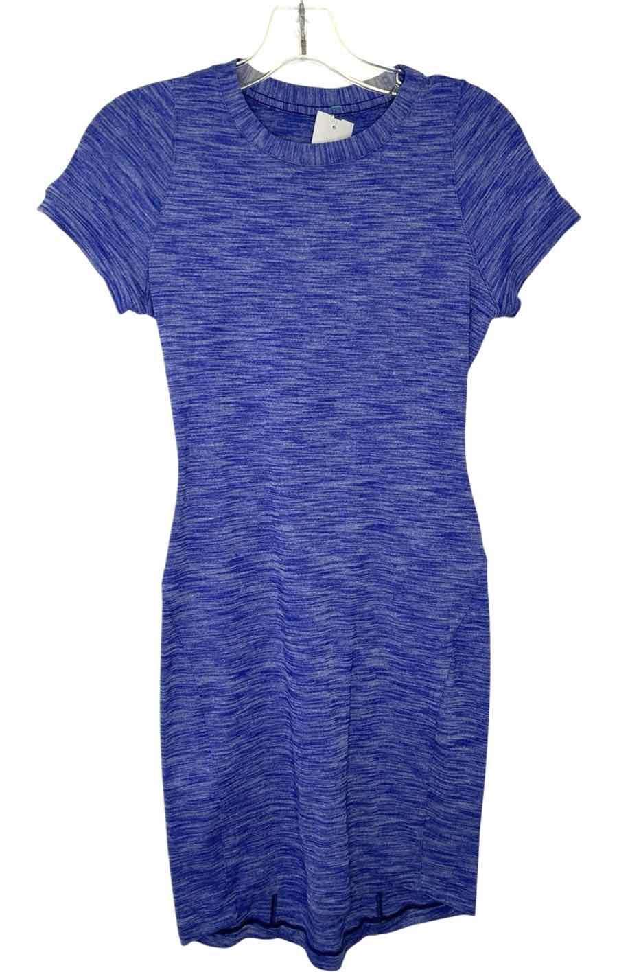 Lululemon Size 4 Blue Print Pre-Owned Dress- Ladies