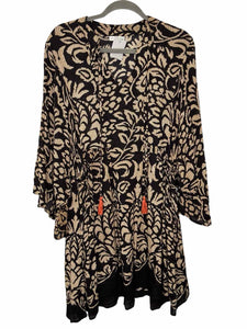 Love Kyla Size Medium Black Print Pre-Owned Dress- Ladies