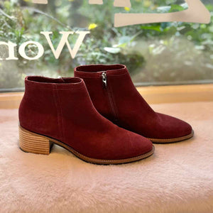Ecco Size 39 Burgundy Pre-Owned Boots- Ladies