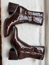 Load image into Gallery viewer, Loeffler Randall Size 9 Brown Pre-Owned Boots- Ladies
