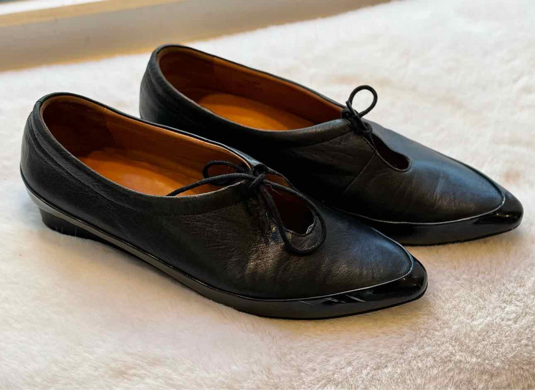 L'Amour Des Pieds Size 8.5 Black Loafer Pre-Owned Shoes- Ladies