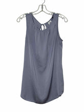 Load image into Gallery viewer, Cabi Size Medium Lilac Pre-Owned Tank Top- Ladies
