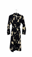 Load image into Gallery viewer, Size Small Blk/Bge Pre-Owned Dress- Ladies
