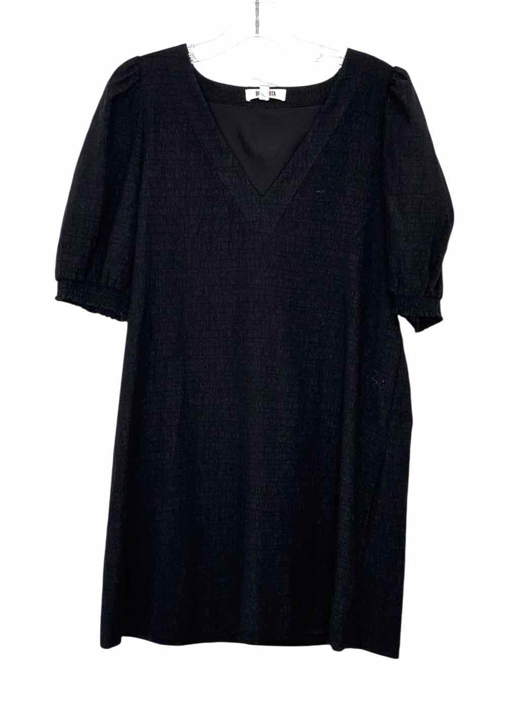 BB Dakota Size Medium Black Pre-Owned Dress- Ladies
