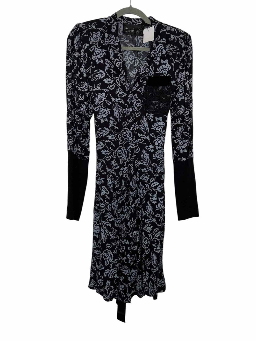 Size Small Black Print Pre-Owned Dress- Ladies