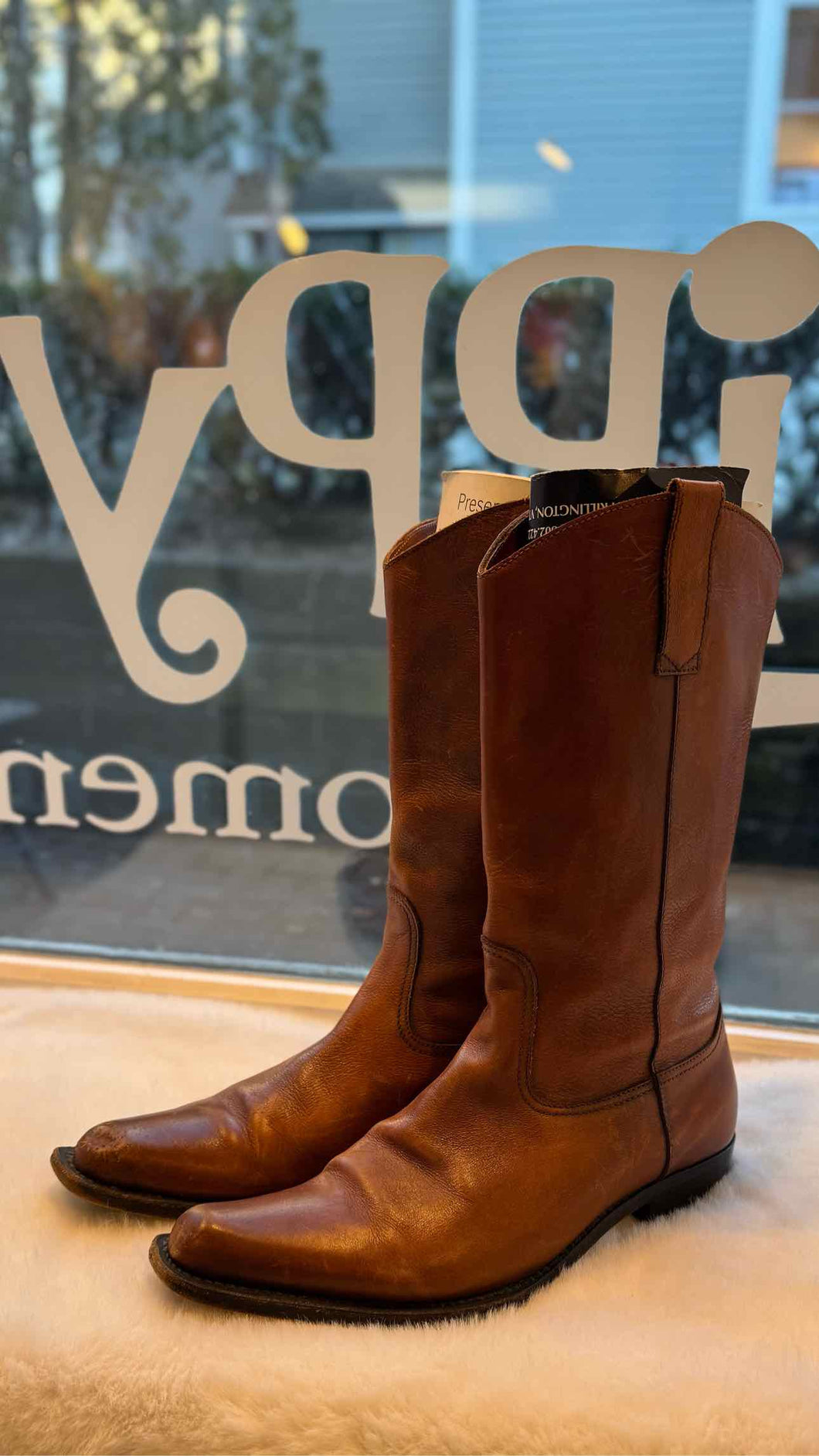 Ecco Size 37 Brown Pre-Owned Boots- Ladies