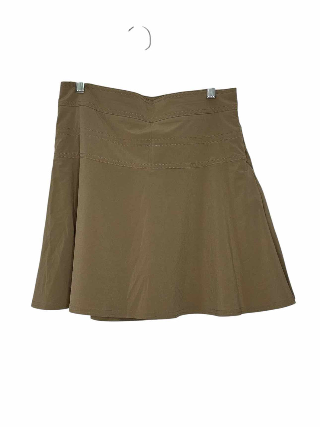 Athleta Size 6 Tan Pre-Owned Shorts- Ladies