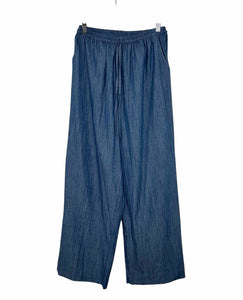 Size Medium Blue Pre-Owned Pajamas- Ladies