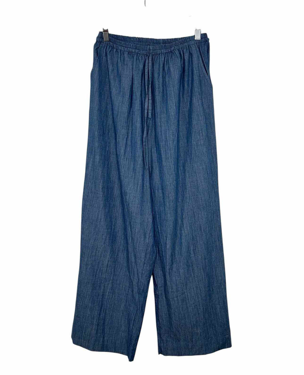 Size Medium Blue Pre-Owned Pajamas- Ladies