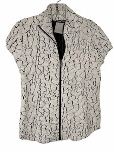 Sno Skins Size Small White Print Pre-Owned Top- Ladies