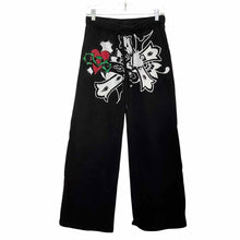 Load image into Gallery viewer, Ed Hardy Size Medium Black Print Pre-Owned Sweatpants
