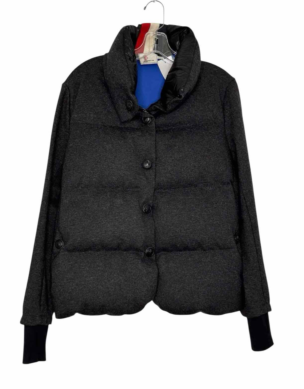 Moncler Size Medium Grey Pre-Owned Jacket- Ladies