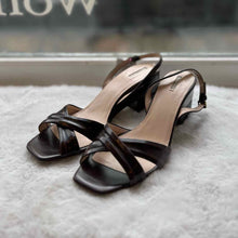 Load image into Gallery viewer, Giorgio Armani Size 40 Brown Sandal Pre-Owned Shoes- Ladies
