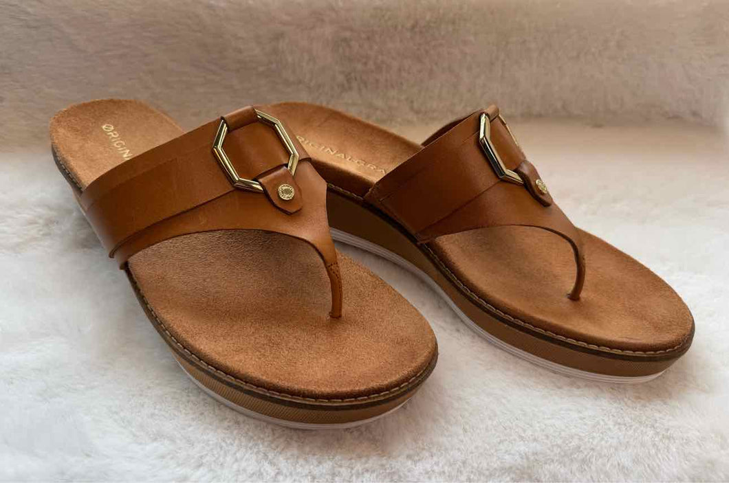 Cole Haan Size 9.5 Brown Sandal Pre-Owned Shoes- Ladies